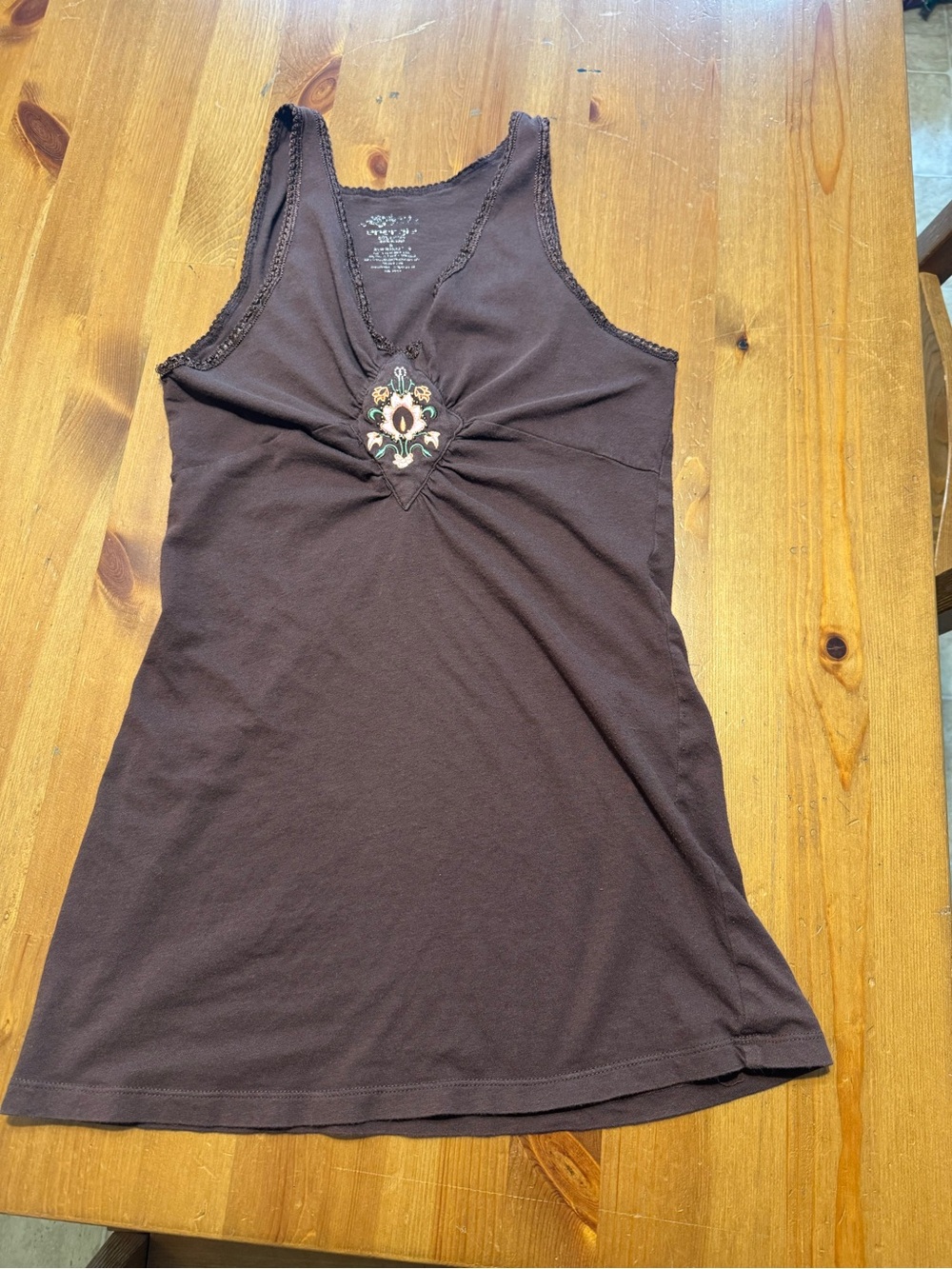 Women’s Brown Sleeveless Embroidered V-Neck Tank Top